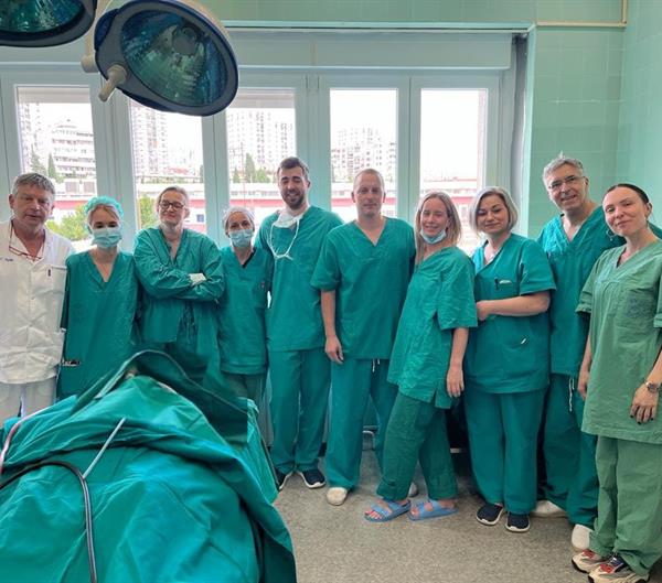 Prva autologna transplantacija matičnih stanica iz potkoljenice u čeljust Zavoda za maksilofacijalnu kirurgiju