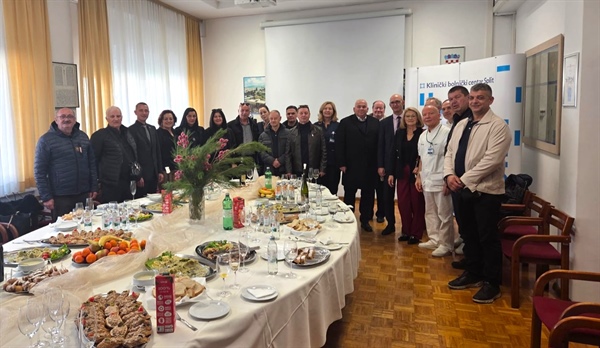 Blagdanski susret predstavnika udruga ratnih postrojbi Splita i stradalačkih udruga Domovinskog rata s bolničkom upravom